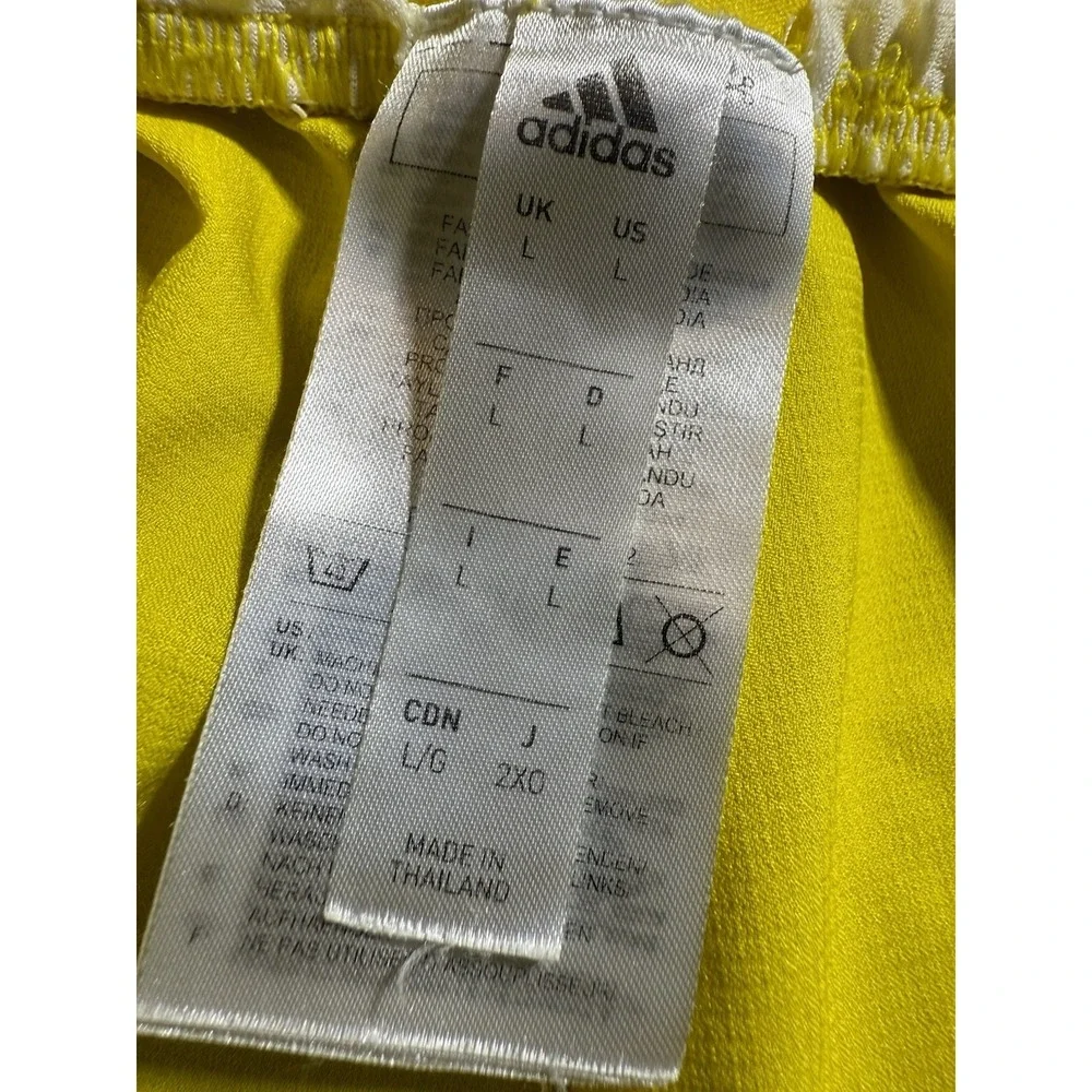 Diego Rossi #5 Columbus Crew Shorts‎ Mens Large Yellow Team Issued MLS